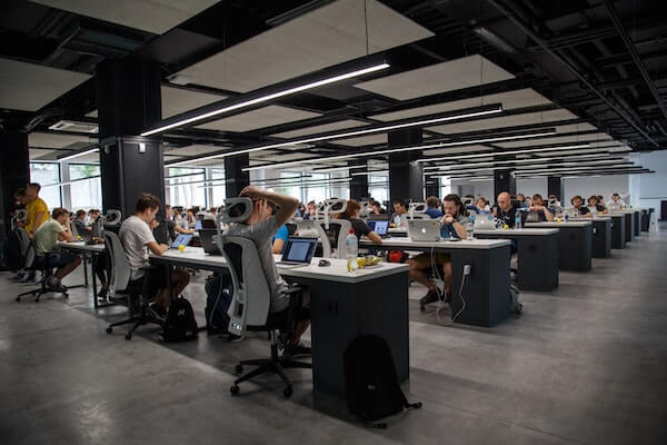 How to Create a Customer Service Knowledge Base (+ Free Templates)